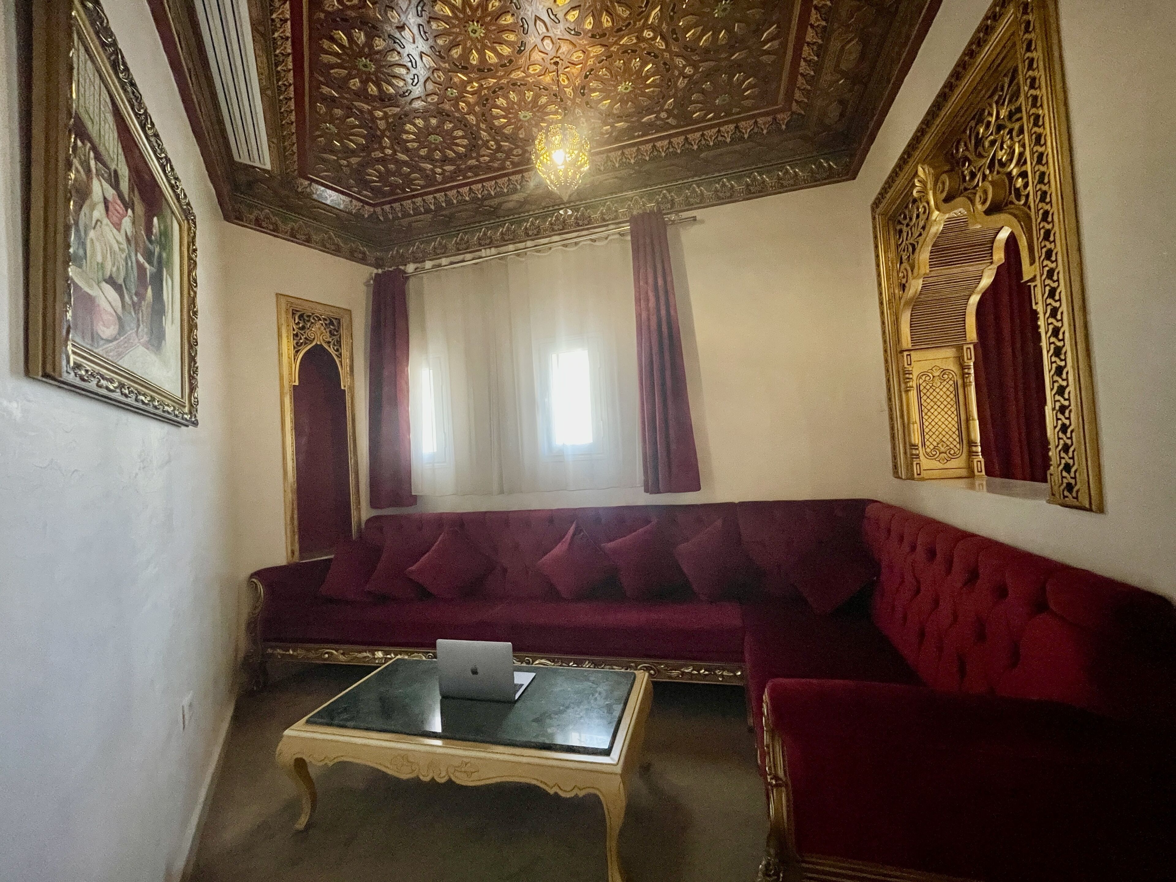 royal suite | living area | 32-inch flat-screen tv with satellite channels, tv