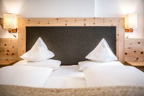 Double Room, Balcony