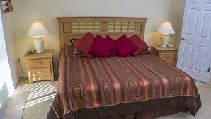 Room - Carrick Isle 4 Bedroom Apart IPG Florida (Davenport)