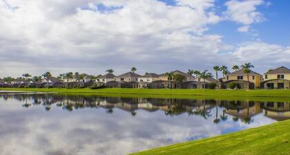 David's Lake Berkley Villa 4 Bedroom IPG Florida