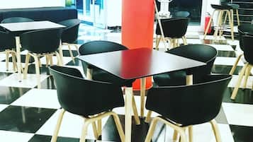 Breakfast, lunch, dinner served; international cuisine