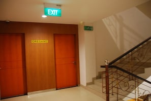 รูปภาพที่ไม่ได้จัดประเภท, 4 จาก 32, ปุ่ม