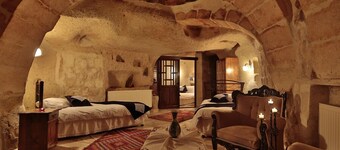 Heaven Cave House