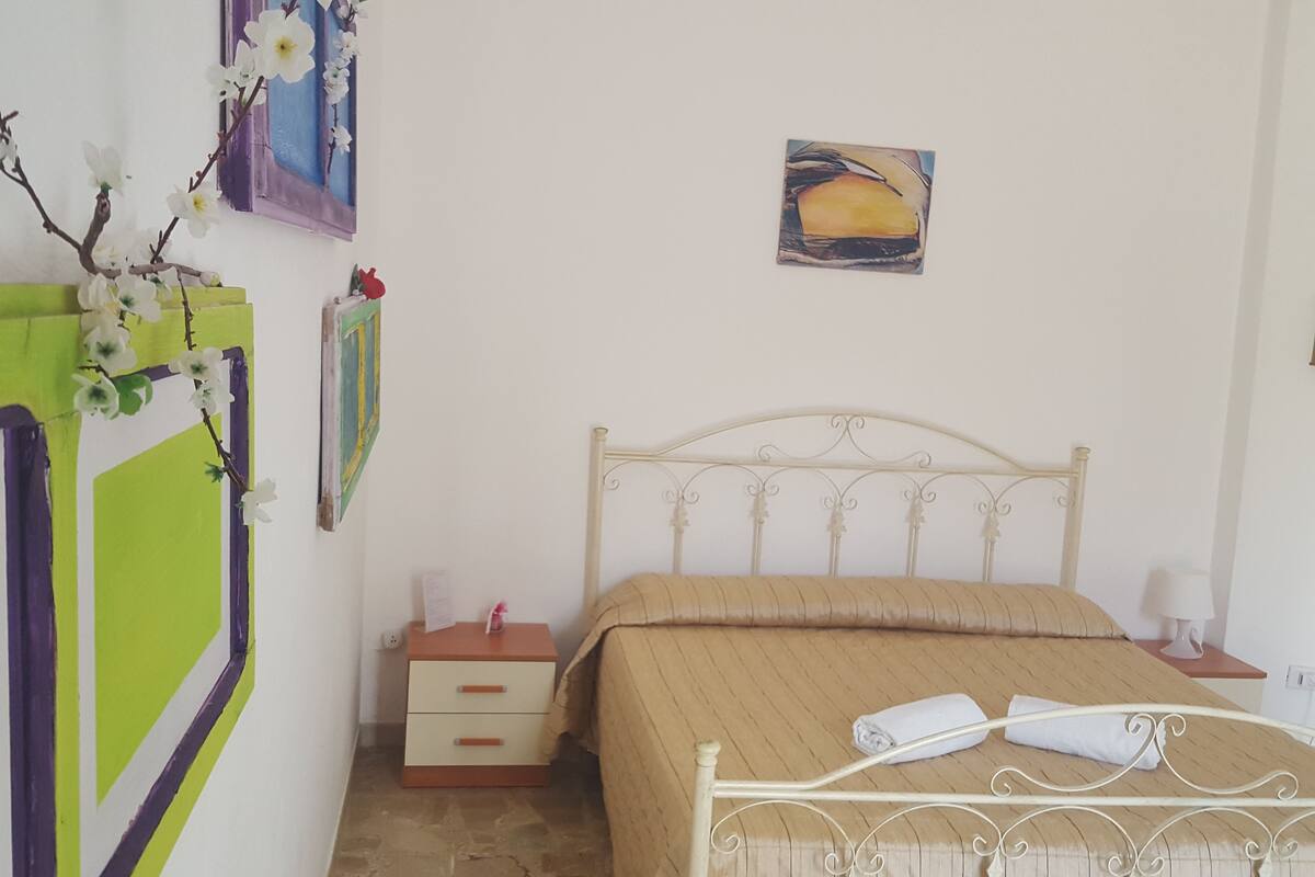 Cots/infant beds, free WiFi, wheelchair access