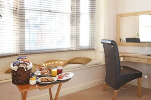 Phòng đôi hoặc 2 giường đơn Superior, quang cảnh biển (Kingsize) | Bộ trải giường bằng vải cotton Ai Cập, bộ đồ giường cao cấp 