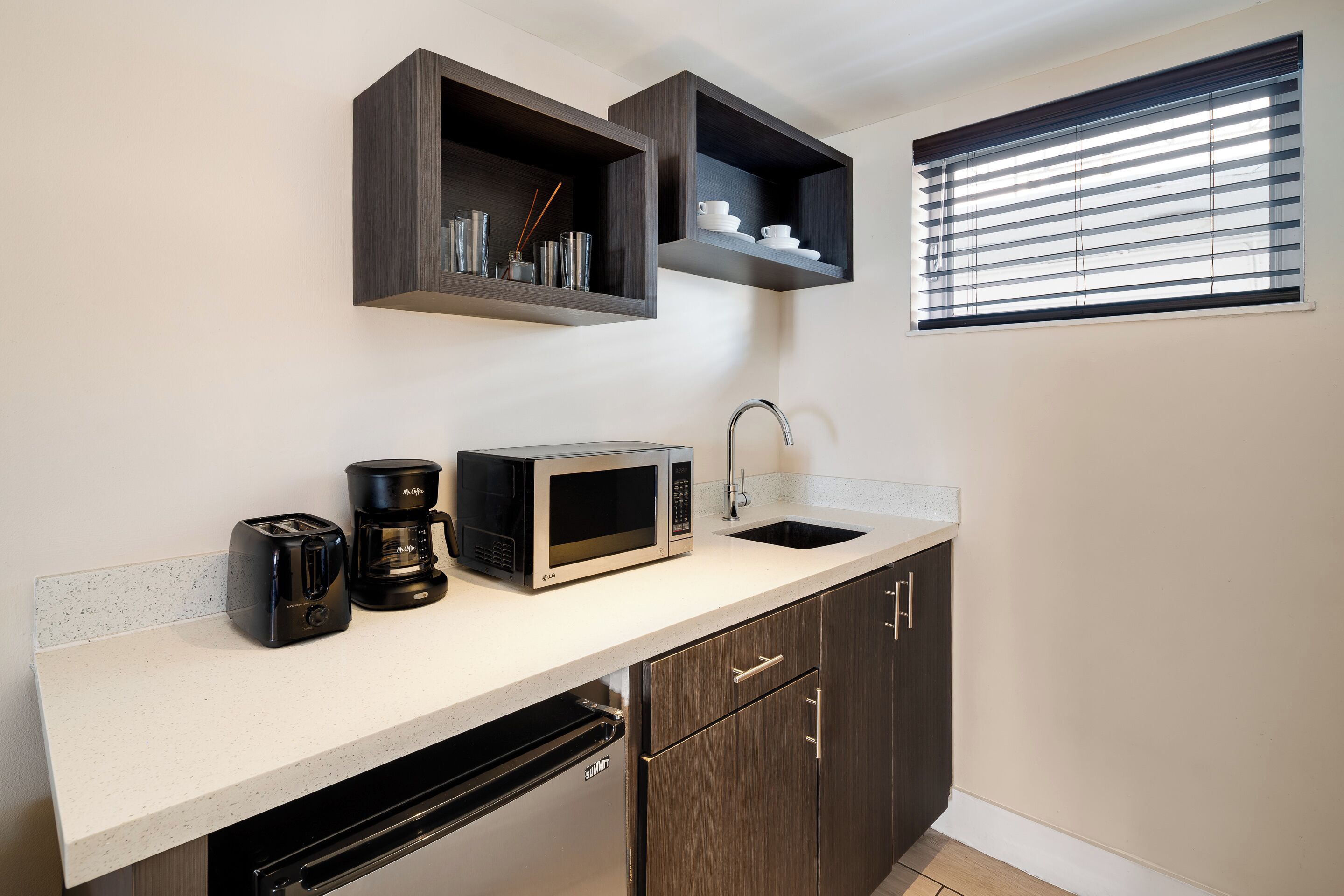 Photo - Waterside Hotel and Suites