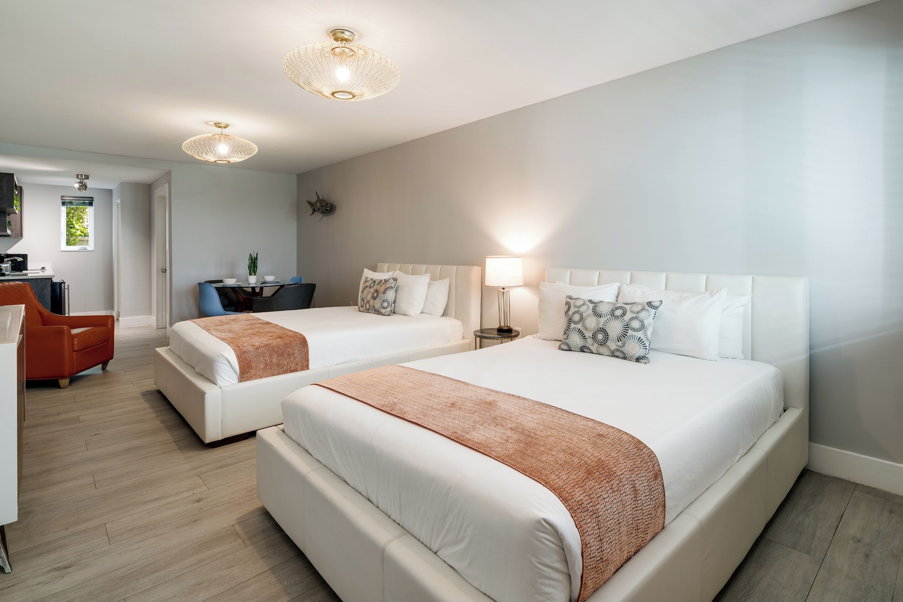 Photo - Waterside Hotel and Suites