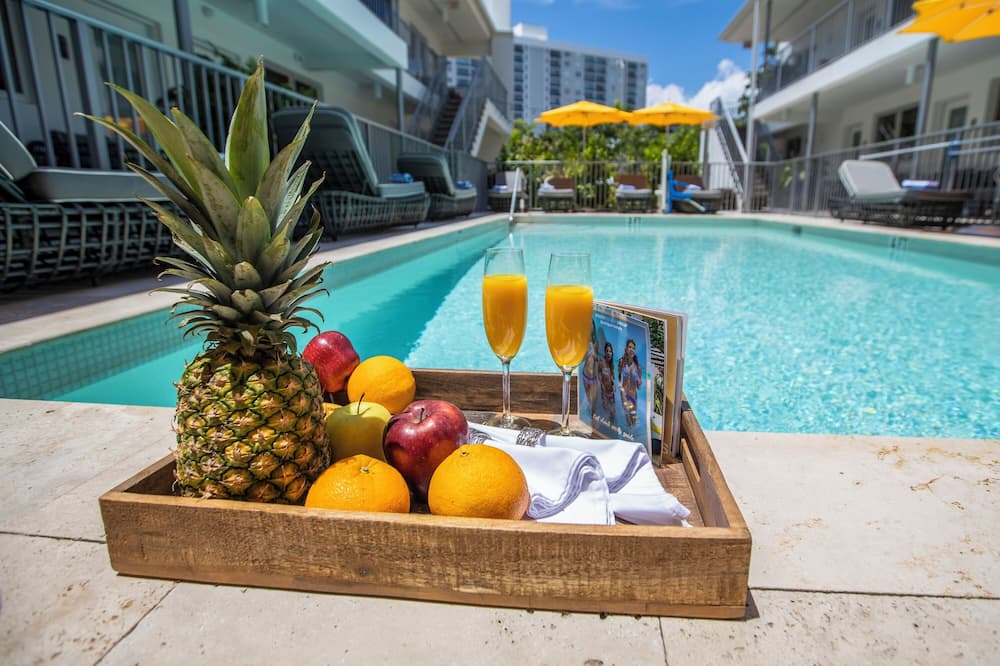 Waterside Hotel and Suites
