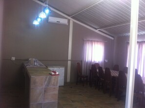 Dining - Ditlhapi Guest House (Shakawe)