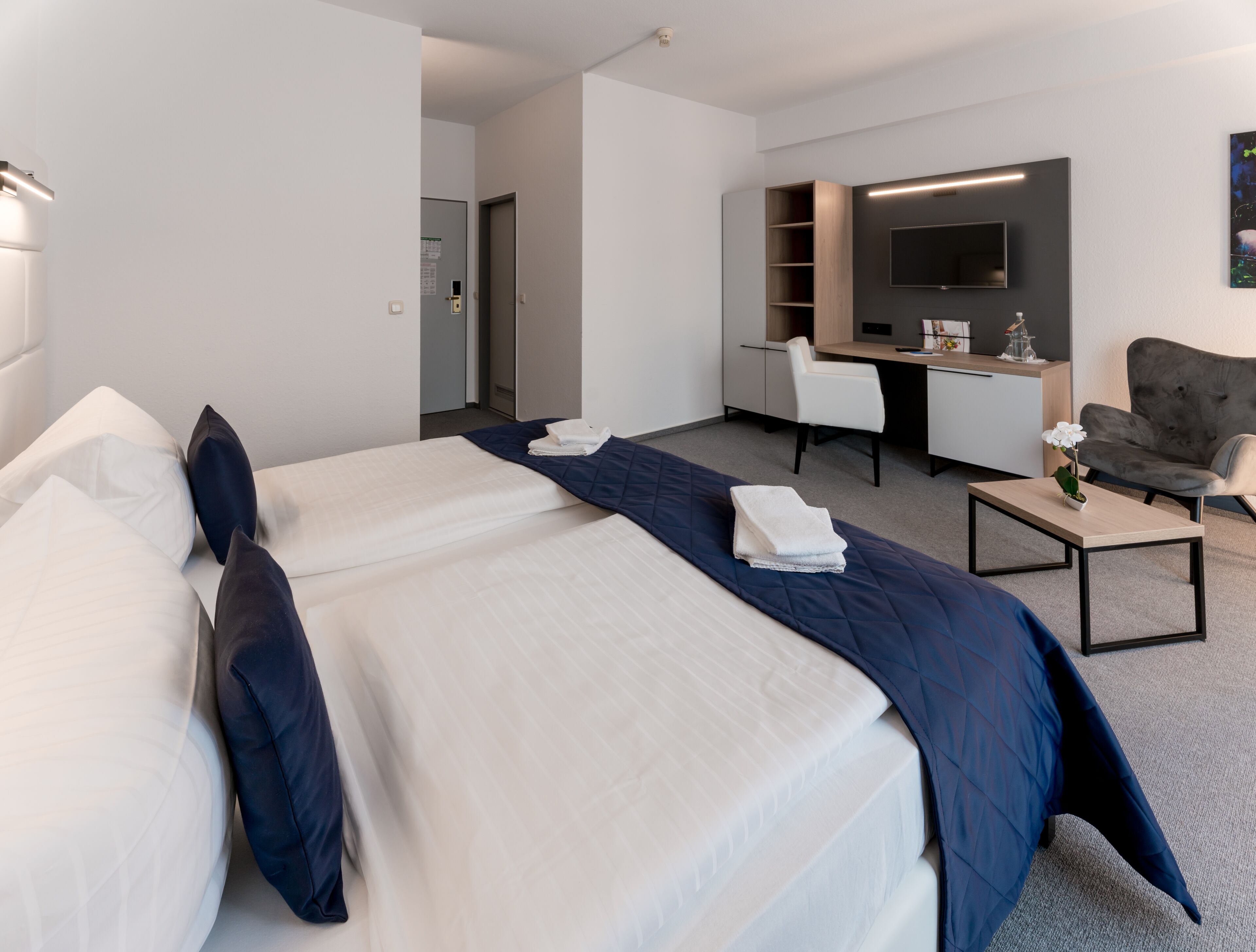 double room | 1 bedroom, hypo-allergenic bedding, in-room safe, individually decorated