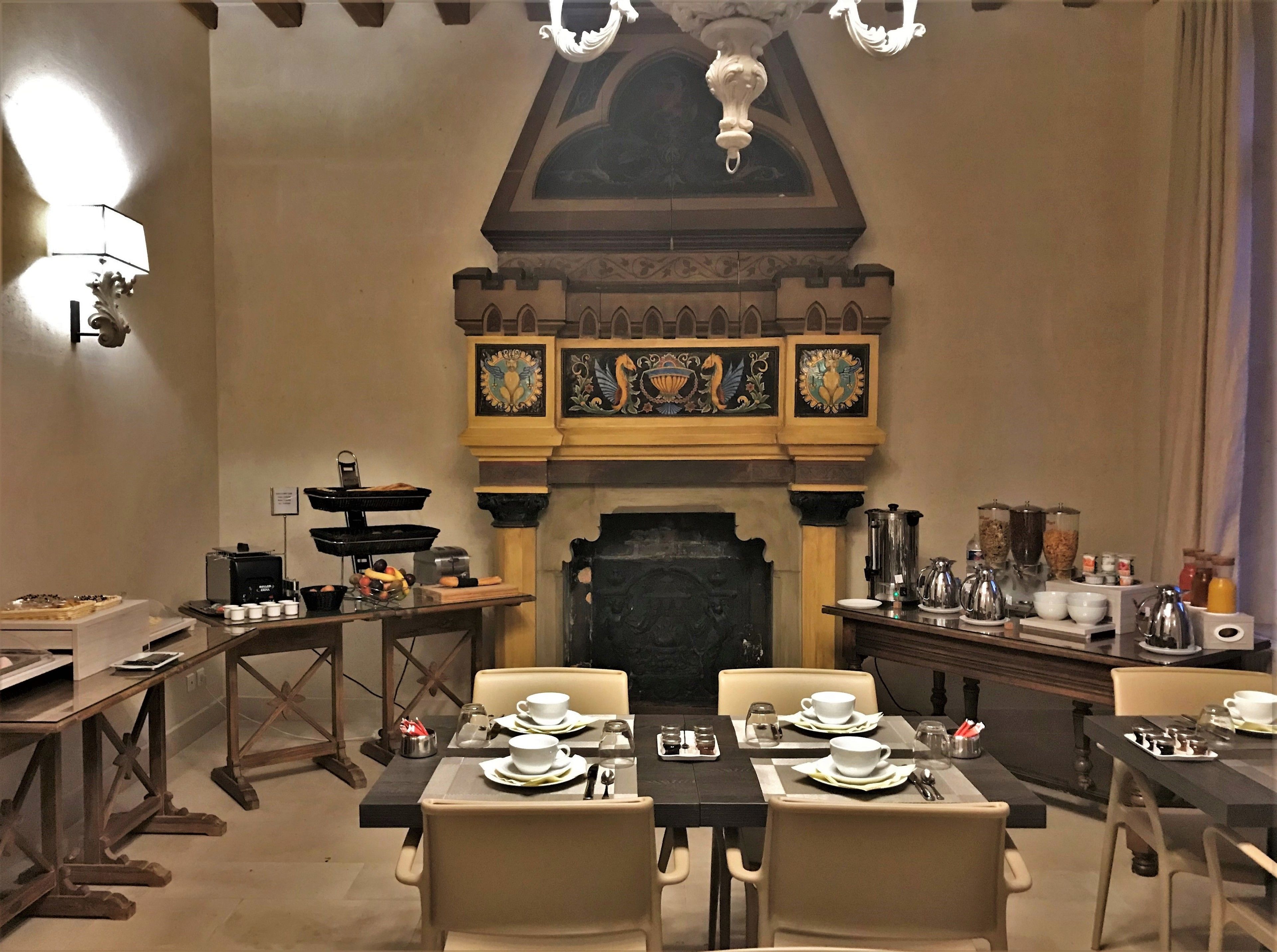 daily buffet breakfast (eur 10 per person)