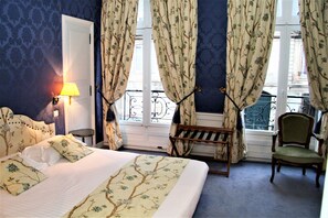 Quarto casal superior | Roupas de cama premium, individualmente decorados, cortinas blackout