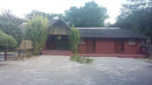 Fasade – kveld/natt