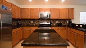 Coffee/tea maker, microwave - Mathew's Veranda Palms Villa 5 Bedroom IPG Florida (Kissimmee)