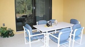 Terrace/patio - Michael's Cypress Pointe Villa 5 Bedroom IPG Florida (Davenport)