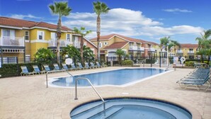 Outdoor pool - Bill's Lake Berkley Townhouse 3 Bedroom IPG Florida (Kissimmee)