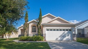 Unclassified image, 5 of 15, button - John's Indian Point Villa 4 Bedroom IPG Florida (Kissimmee)