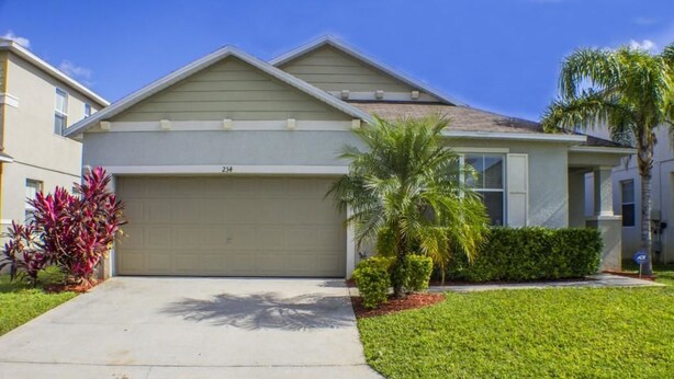 Exterior - Kim's Legacy Park Villa 4 Bedroom IPG Florida (Davenport)
