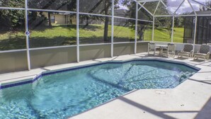 Outdoor pool - Kim's Legacy Park Villa 4 Bedroom IPG Florida (Davenport)