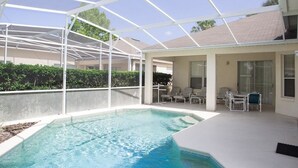 Outdoor pool - Laura's Westridge Villa 4 Bedroom IPG Florida (Davenport)