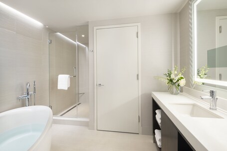 InterContinental Washington D.C. The Wharf, an IHG Hotel - Image 96