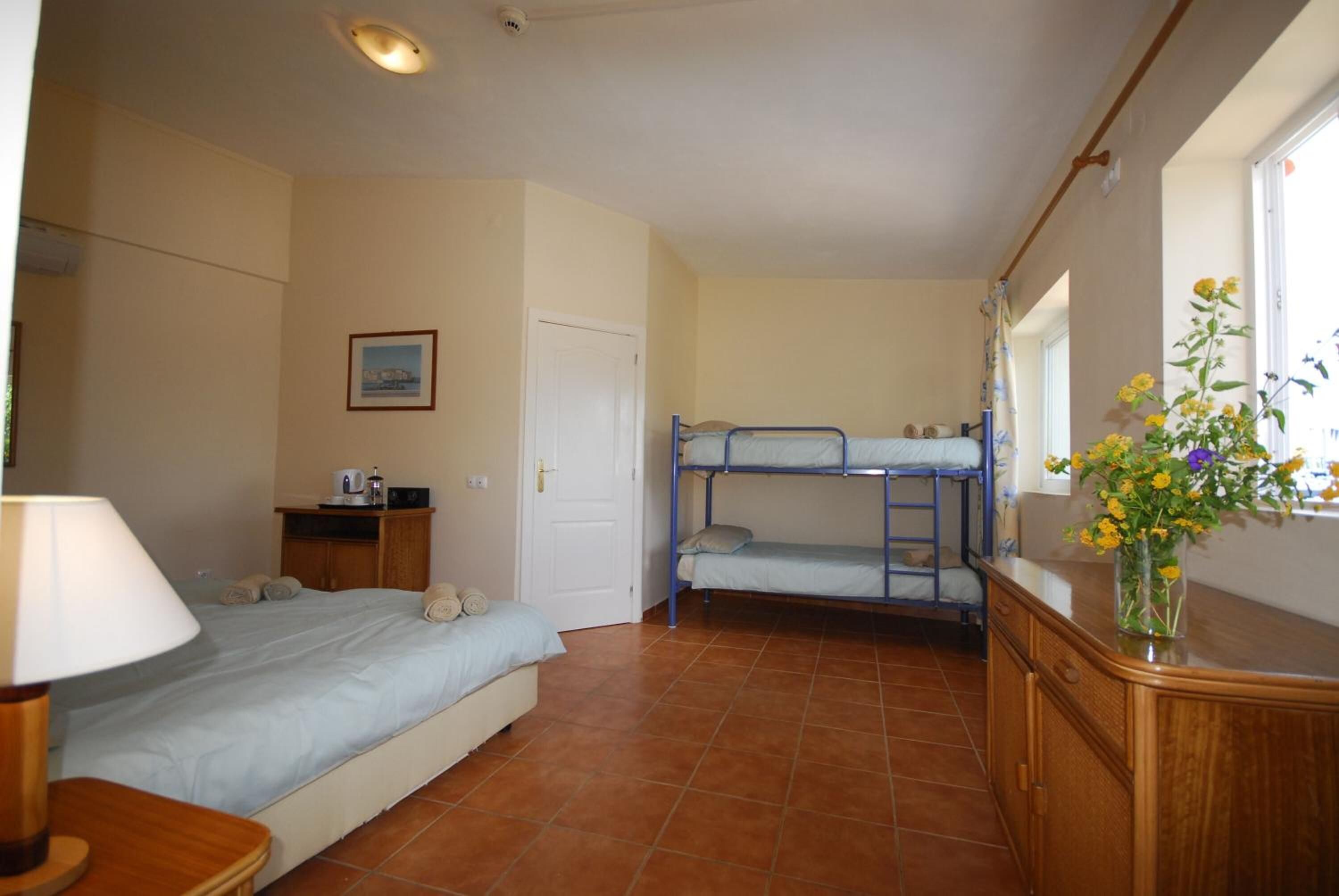 in-room safe, desk, free wifi, bed sheets