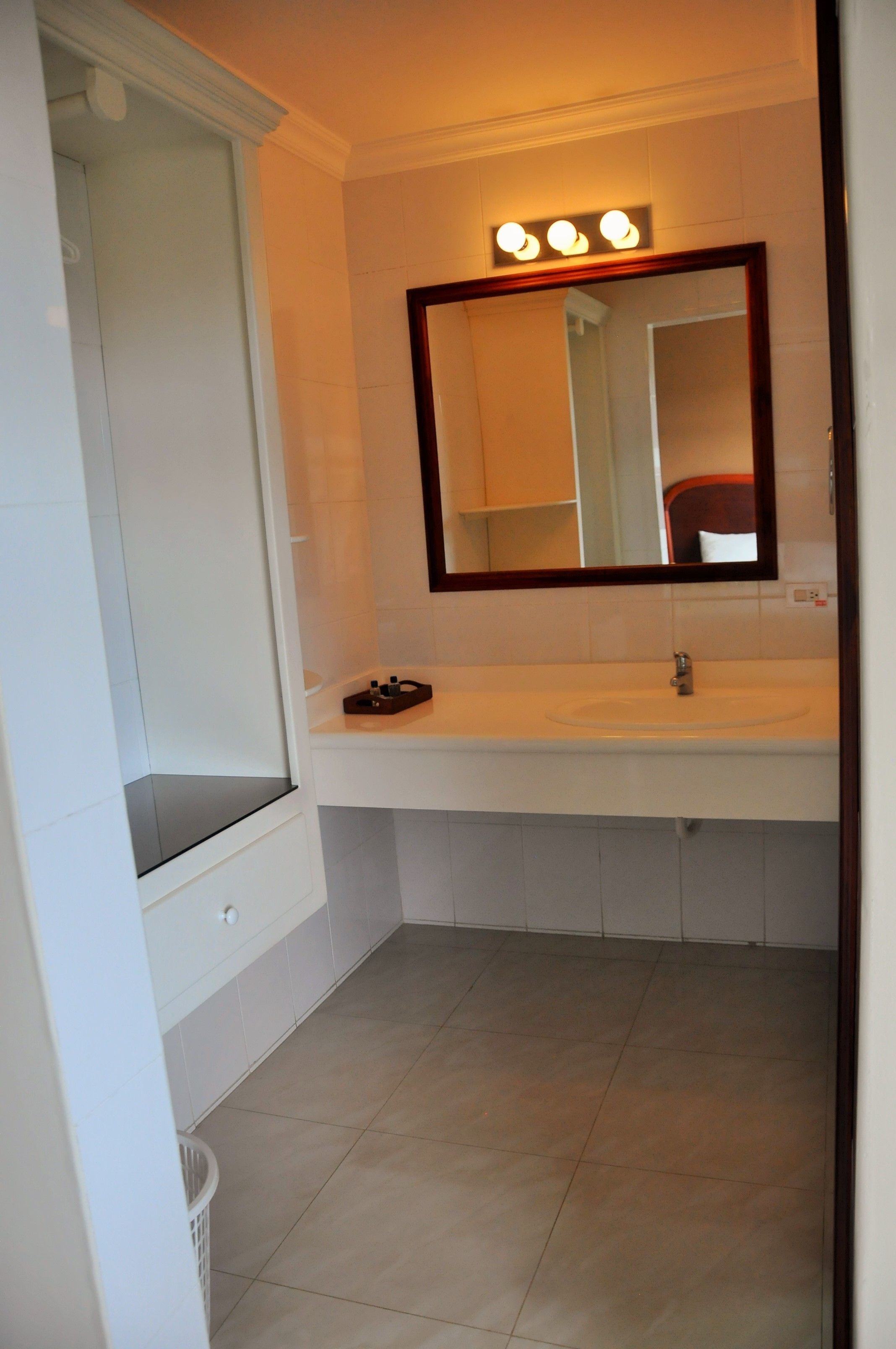 minibar, in-room safe, desk, soundproofing