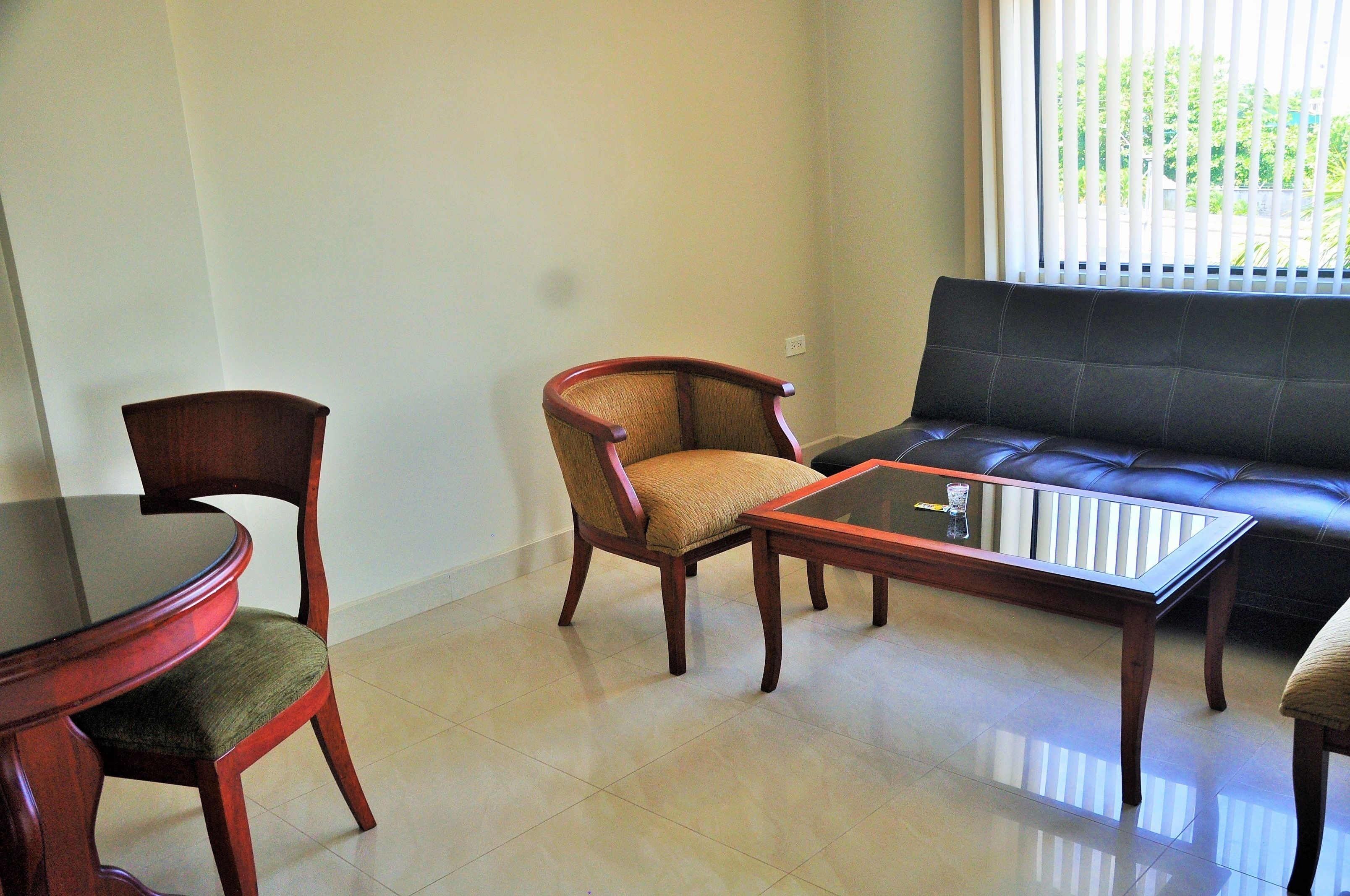 apartment, 2 bedrooms | living room | 32-inch flat-screen tv with cable channels, tv
