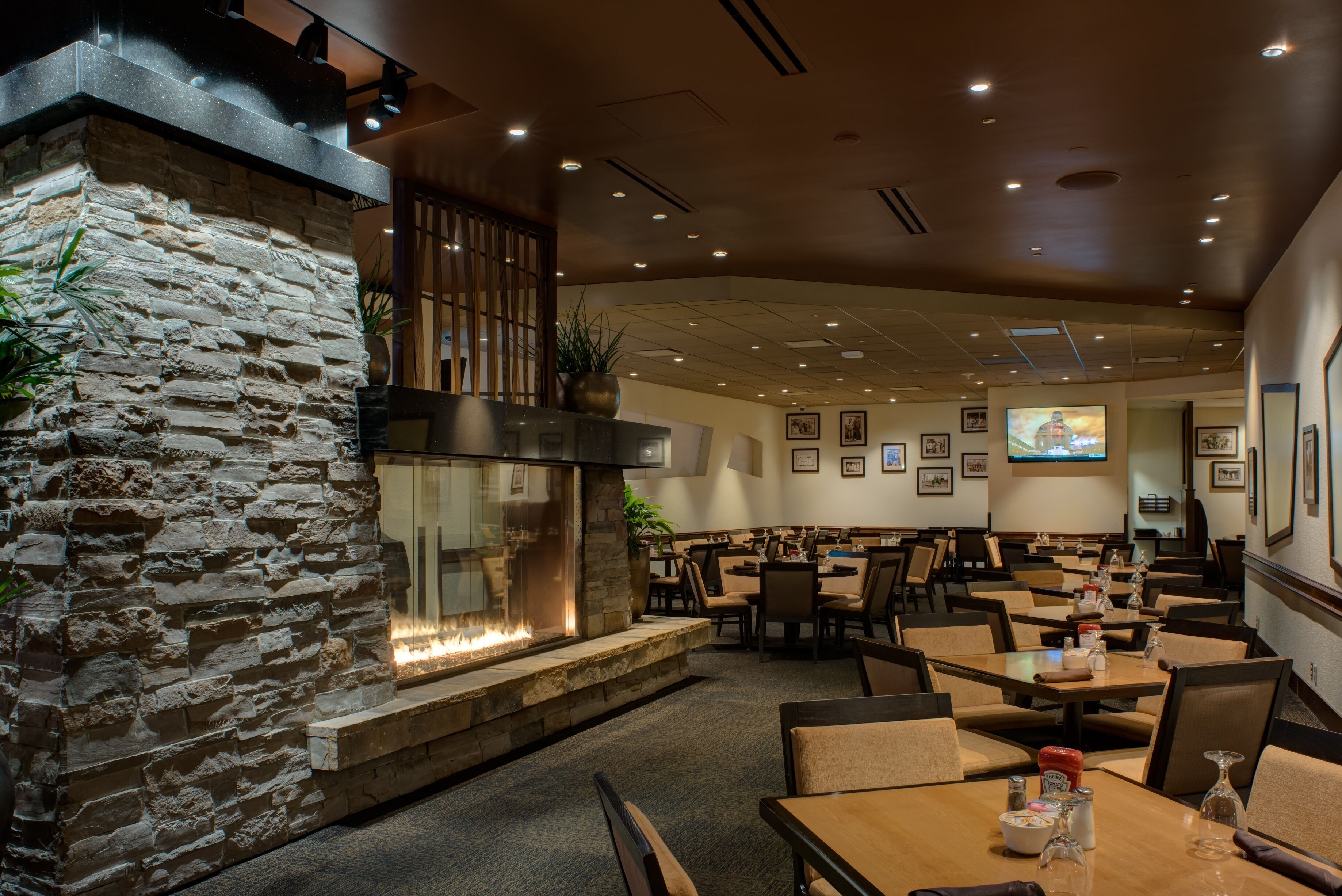 daily cooked-to-order breakfast for a fee