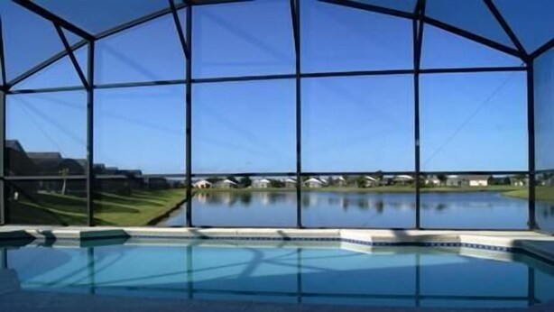 Unclassified image, 1 of 13, button - Mark's Eagle Pointe Villa 4 Bedroom IPG Florida (Kissimmee)