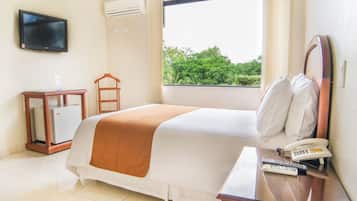 1 bedroom, premium bedding, down duvets, Tempur-Pedic beds