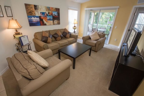 Living area - Gerald's Club Cortile Condo 3 Bedroom IPG Florida (Kissimmee)