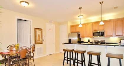 3BD 2BA Condo Sleeps 10 Gold RVC31032 B