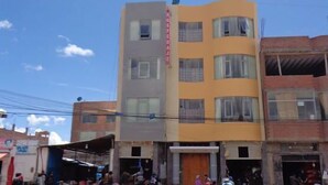 Front of property - Sol Andina Inn (Puno)
