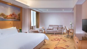 Unclassified image, 4 of 50, button - Vienna International Hotel (Shenzhen Qianhai Happy Bay Hotel) (Shenzhen)