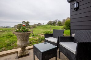 奢華套房, 獨立浴室, 河景 (Kingfisher) | 1 間臥室