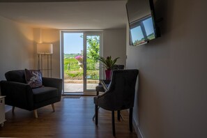 奢華套房, 獨立浴室, 河景 (Heron) | 1 間臥室