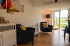 奢華套房, 獨立浴室, 河景 (Kingfisher) | 1 間臥室