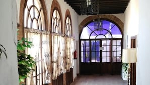 Unclassified image, 4 of 51, button - Hospedería Convento de Santa Clara (Palma del Rio)