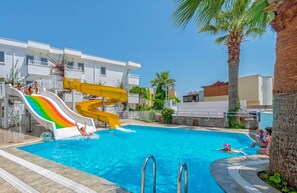 Utomhuspool