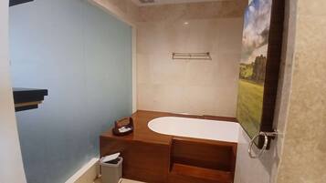 Suite, 2 Bedrooms | Minibar, in-room safe, desk, rollaway beds