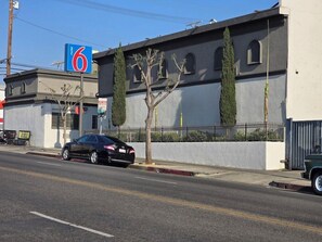 Exterior - Americas Best Value Inn Downtown (Los Angeles)
