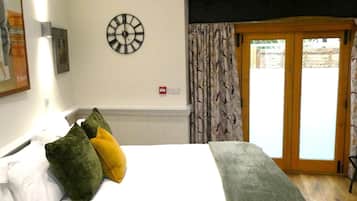 Standard Double Room, Ensuite (Ground Floor King)