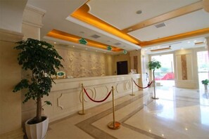 Lobby - Vienna Hotel (Shanghai Jinqiao Park Taierzhuang Road Subway Station) (Shanghai)
