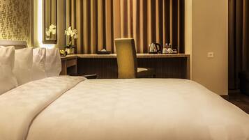 Family Suite | Premium bedding, in-room safe, desk, iron/ironing board