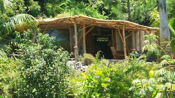 Bungalow Haari | Terrace/patio