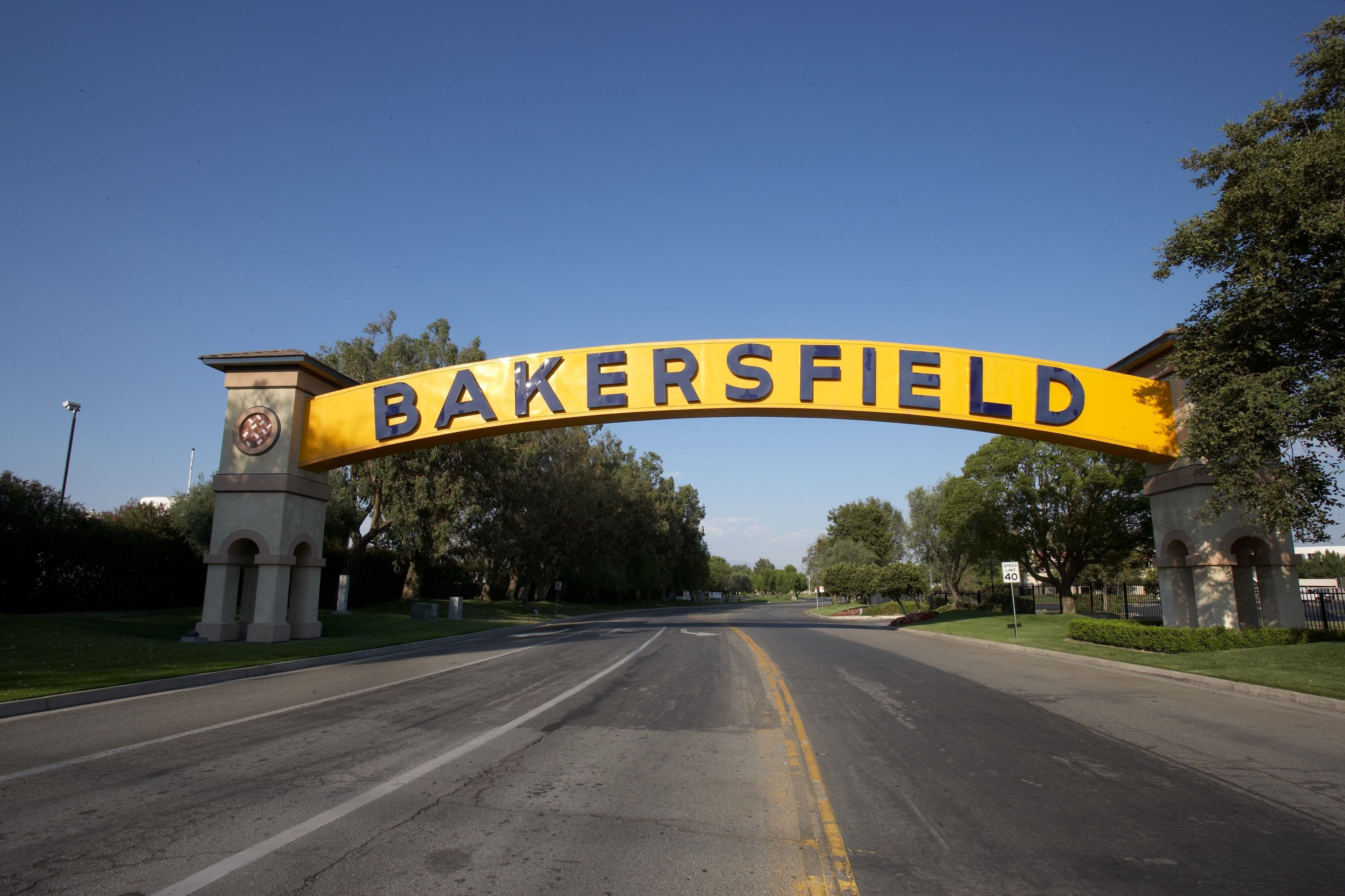 Photo - Days-Inn by Wyndham Bakersfield