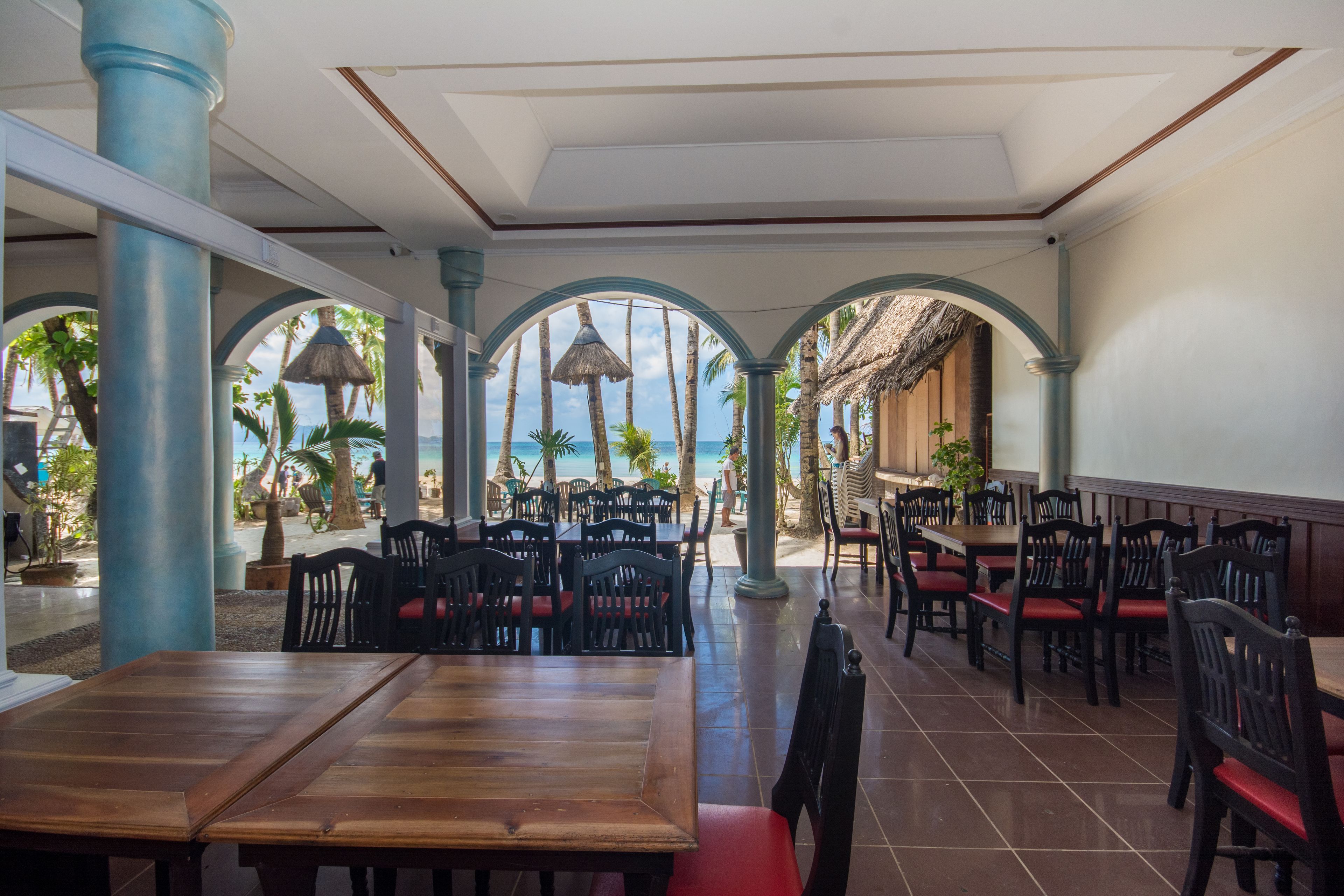 breakfast, lunch, dinner served; asian cuisine