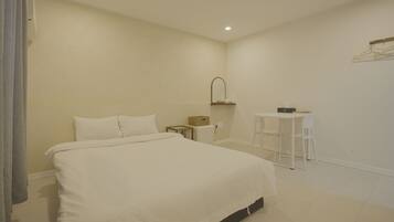 Standard Double Room | Blackout curtains, free WiFi