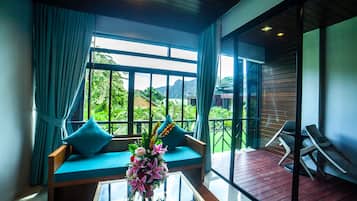Deluxe Suite Garden View | Kertre néző